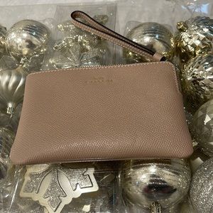 New with tag, Coach Wristlet